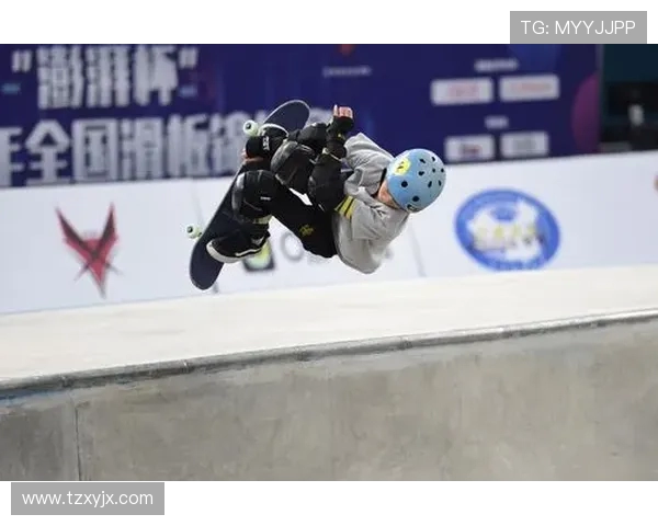 南京滑板队的防守体系解析:滑板战术的创新与实践探索 南京滑板队的防守体系解析:滑板战术的创新与实践探索