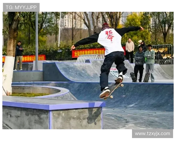 重庆滑板队包夹战术深度分析与实战应用探讨