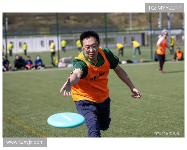 重庆飞盘队在极限运动会积分榜中以99分稳居第一名引发关注 重庆飞盘队在极限运动会积分榜中以99分稳居第一名引发关注